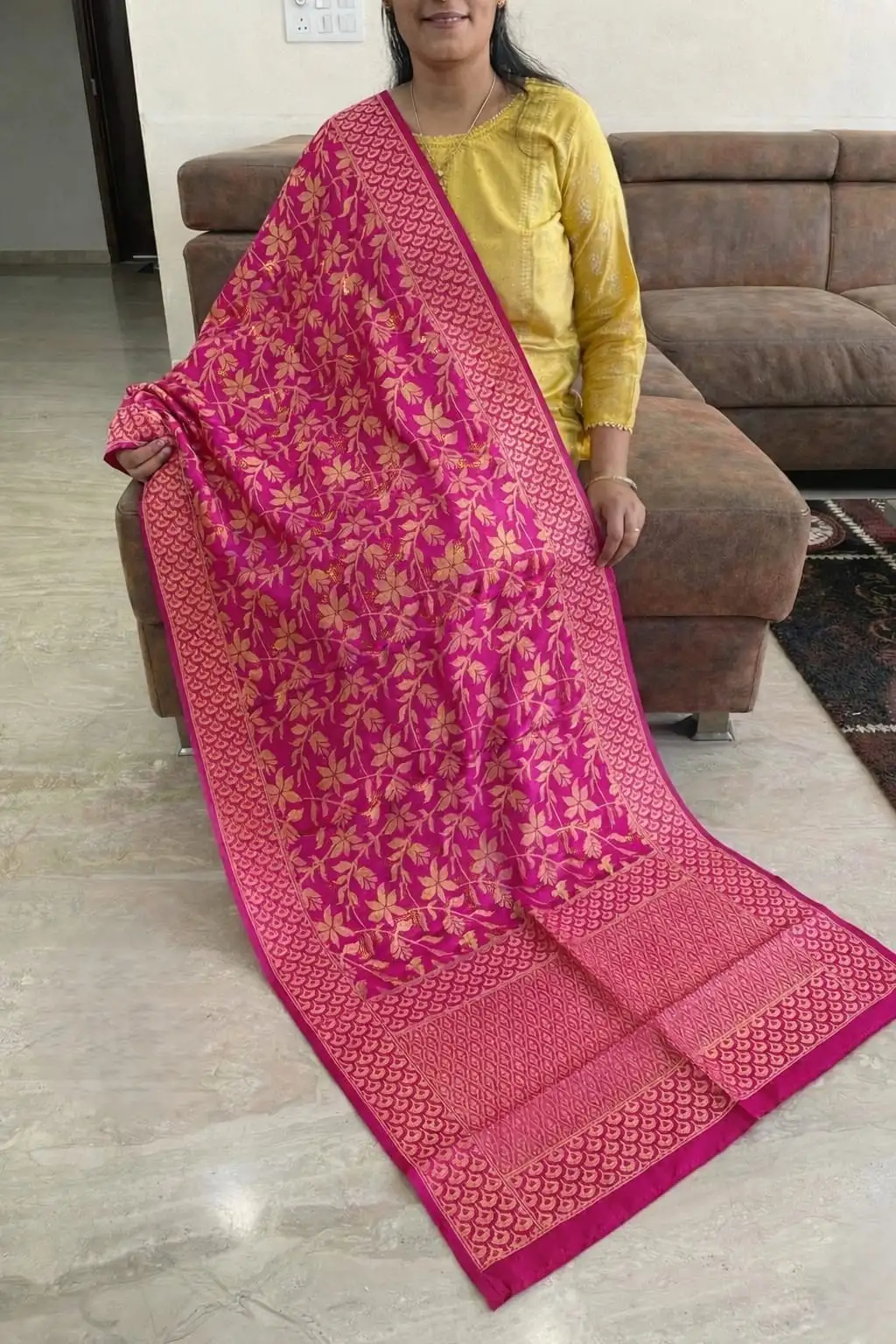 Banarasi Jacquard Floral Vine Dupatta